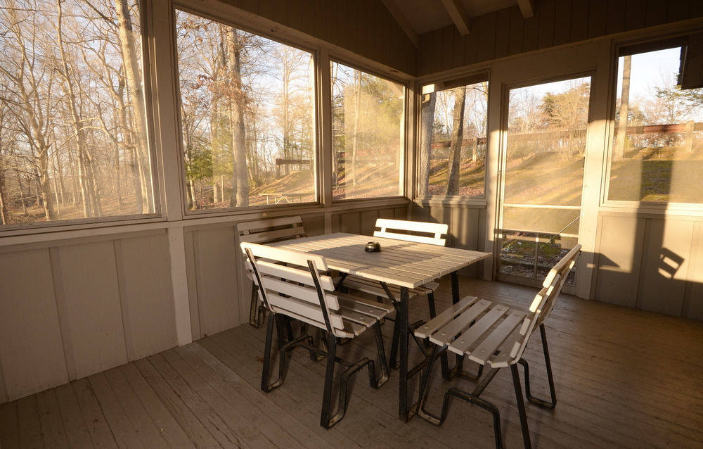 Lake Cumberland State Resort Park Jamestown Extérieur photo