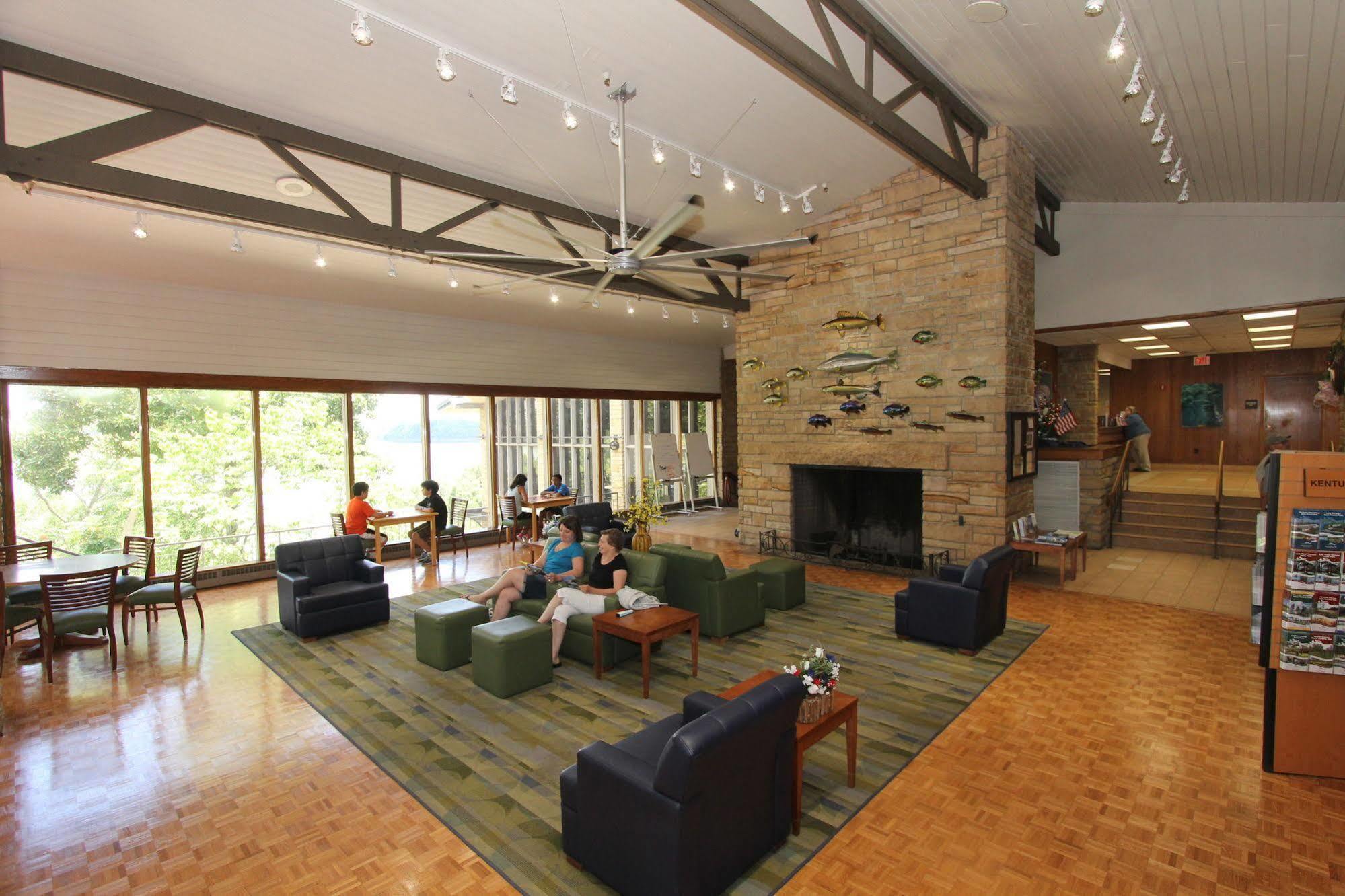 Lake Cumberland State Resort Park Jamestown Extérieur photo