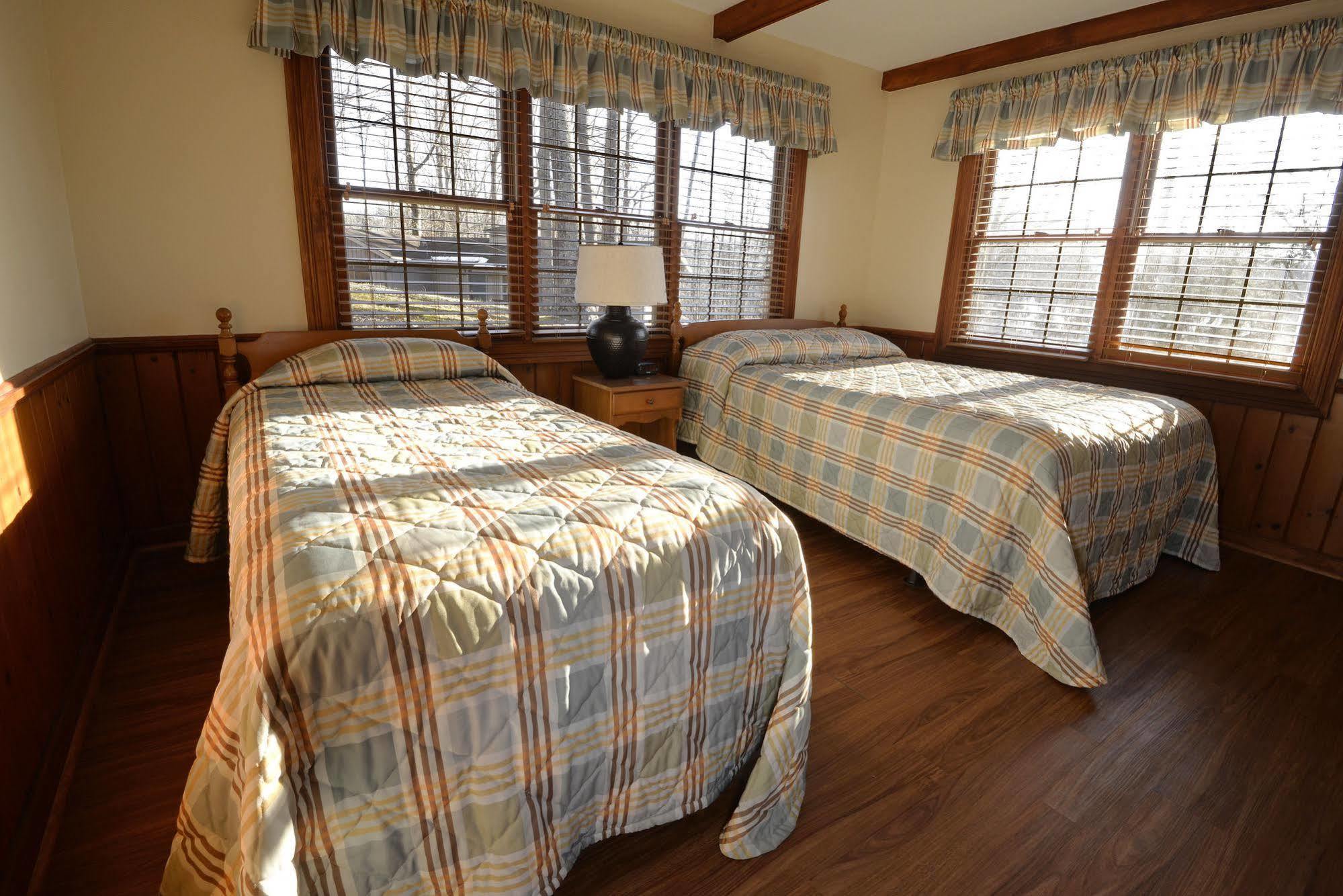 Lake Cumberland State Resort Park Jamestown Extérieur photo
