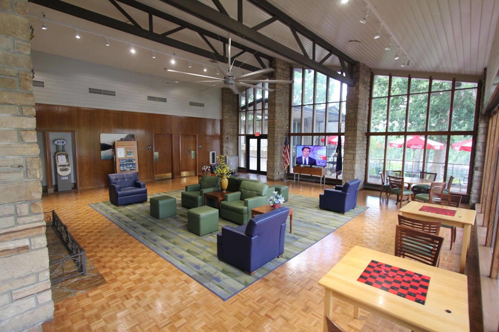 Lake Cumberland State Resort Park Jamestown Extérieur photo